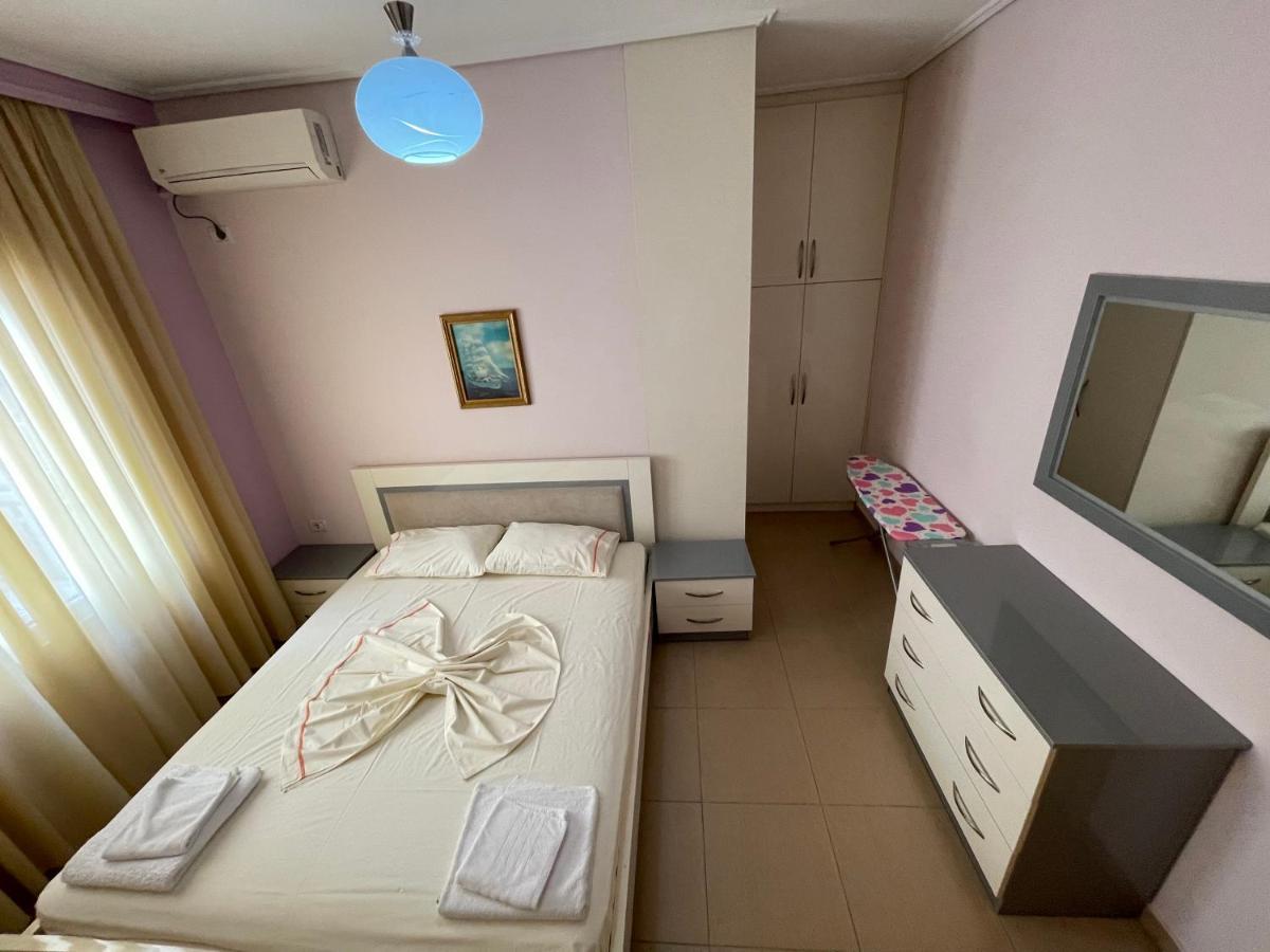 Flower Apartment Sarandë Exterior foto